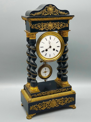 Antico orologio portale - antico,