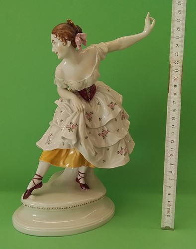 Statua porcellana volkstedt - statua,