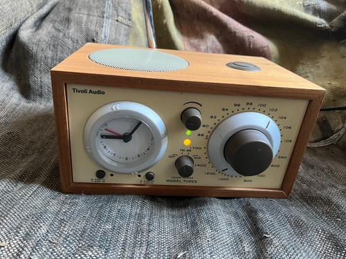 Tivoli audio three radio - audio,