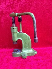 Vecchio Applicatore, Utensile