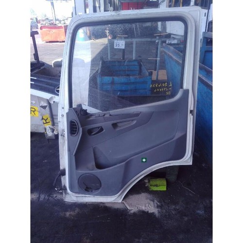 Porta ant dx - (autocarro),