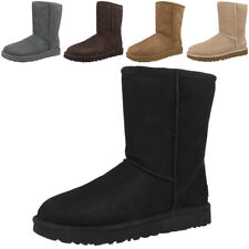 Stivali UGG Classic Short II