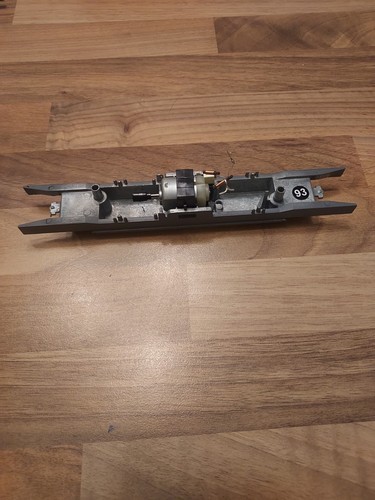 Jouef moteur plus fixation