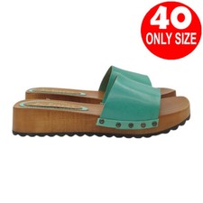 Zoccoli bassi in vero legno