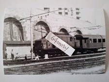 Fotografia Stazione di Nizza Monferrato Locomotore Trifase FS E432 con carrozze 