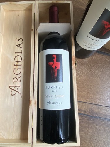 Vino rosso turriga magnum - vino,