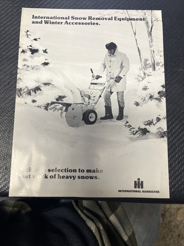 Brochure attrezzatura - brochure,
