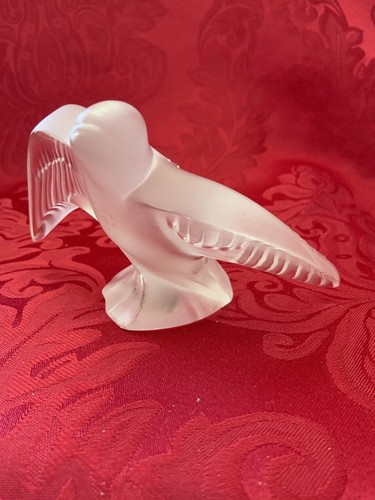 Flawless art glass lalique - glass,