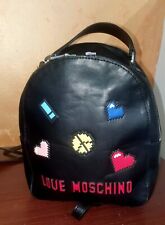 zainetto love moschino