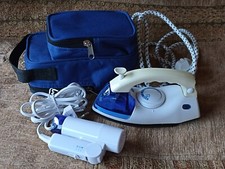 Mini kit da viaggio ferro da stiro a vapore e phon. Condizioni come nuovo. 