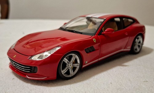 Ferrari gtc4 lusso - 1/24,