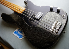 Basso di precisione Fender