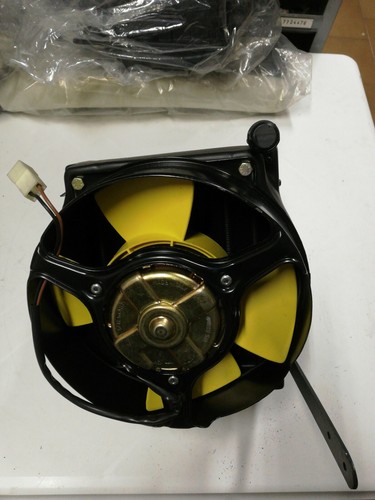 Radiatore condensatore - radiatore,