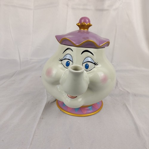 Disney beauty beast - beast, mrs.