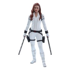 Hot Toys Black Widow Snow Suit