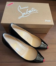Christian Louboutin decolte