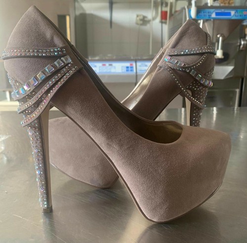 Scarpe donne con tacco