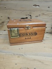 A Fuente Flor Fina Dominican