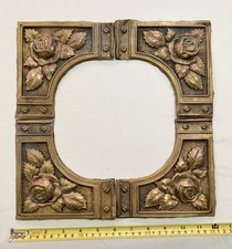 Decorazioni, Antiche Placche In Ottone Sbalzato. Cornice Di Rose. Inizio 900