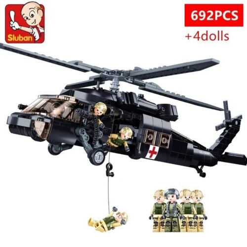 692pcs adatto technic militare - 692pcs,