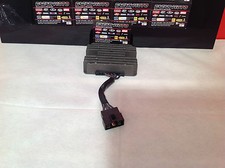 REGOLATORE DI TENSIONE per