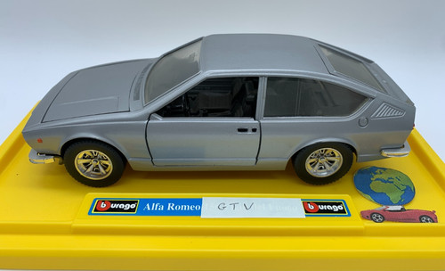 Bburago alfa romeo alfetta - bburago,