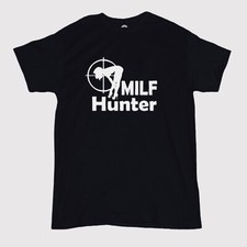T-Shirt Uomo Milf Hunter - Equipaggio - Regalo - Offensiva