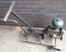 POMPA ANTICA PER TRAVASO VINO IN BRONZO