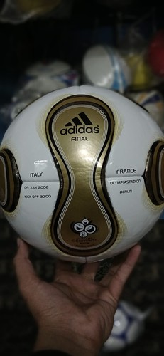 Pallone calcio adidas - pallone,