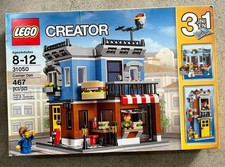 LEGO CREATOR 31050 Corner Deli