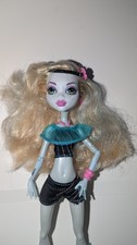 Monster High Lagoona Blue Skull Shores bambola Mattel 