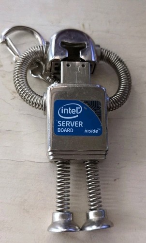 Robot vintage usb 4gb intel - robot,