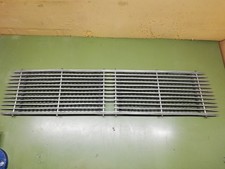 Griglia originale per cofano