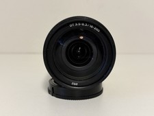 Sony 18-200mm f/3.5-6.3 DT