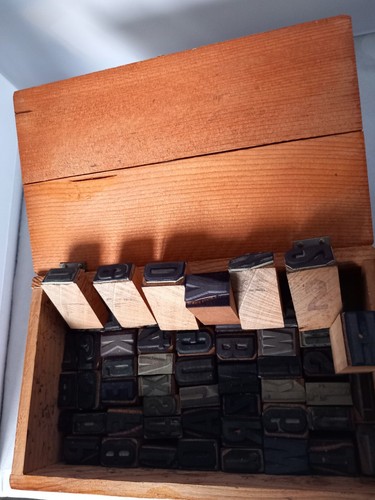 Timbri lettere numeri - lettere,