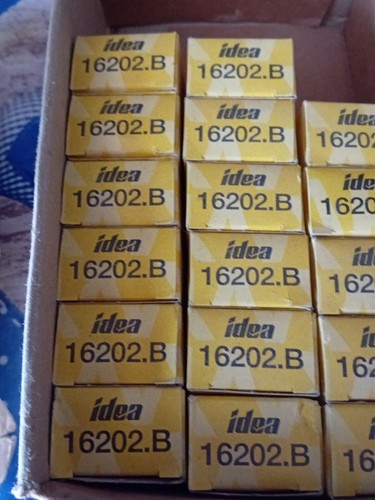 Pezzi vimar idea presa - 18,