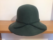 Cappello vintage da donna tesa larga colore verde petrolio feltro di lana