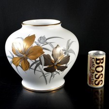 Vaso di fiori giapponese