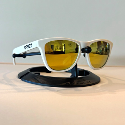 Oakley frogskins sunglasses - frogskins,