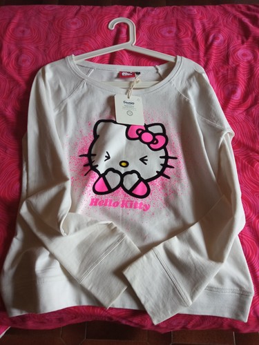 Hello kitty sanrio - 🐈‍⬛hello,