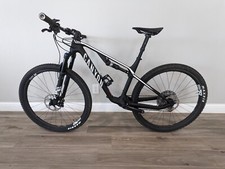 Canyon Lux CF7 2021 - Deore XT