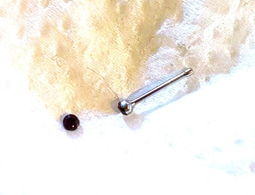 Piercing droit nez brillant - droit,
