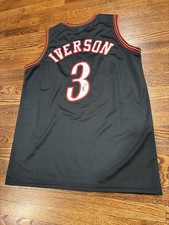 Maglia nera firmata Allen