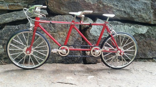 Bicicletta tandem miniatura - tandem, in