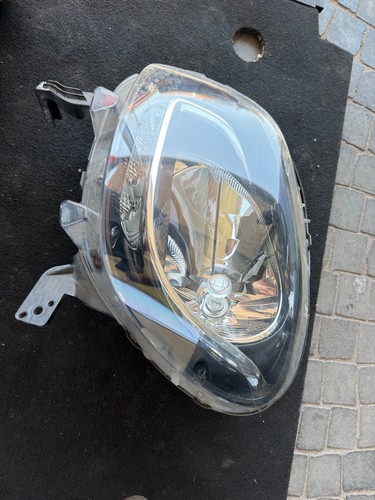 Faro anteriore sinistro - anteriore,