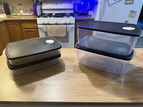 Tupperware piece set with - piece,