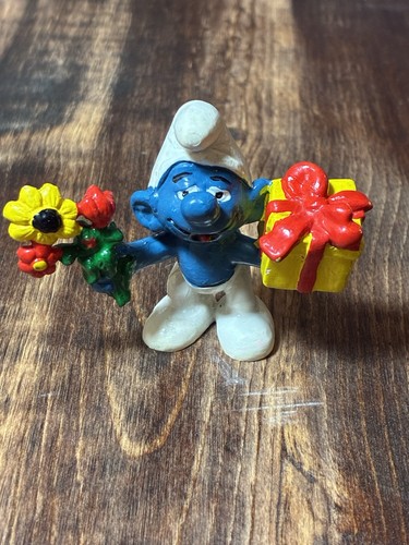 Vintage present smurf 1978 - vintage,
