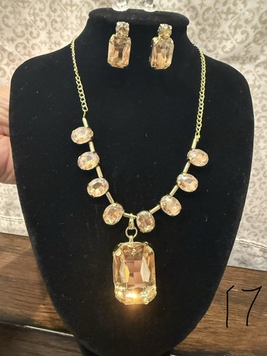 Collana orecchini dorati con - collana,