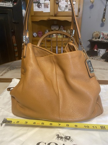 Coach pebble leather - pebble,
