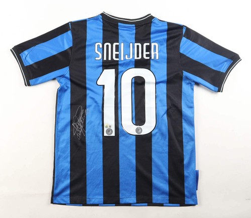 Wesley sneijder signed - wesley, nike